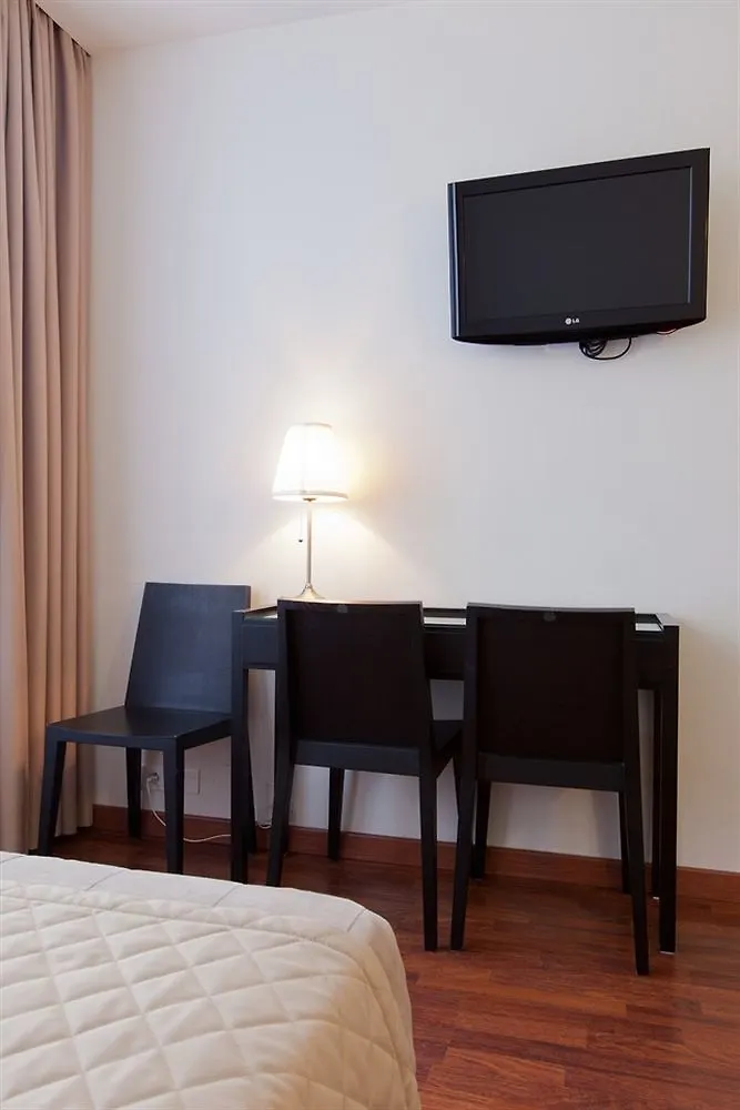 Cosmotel Ξενοδοχείο 3*