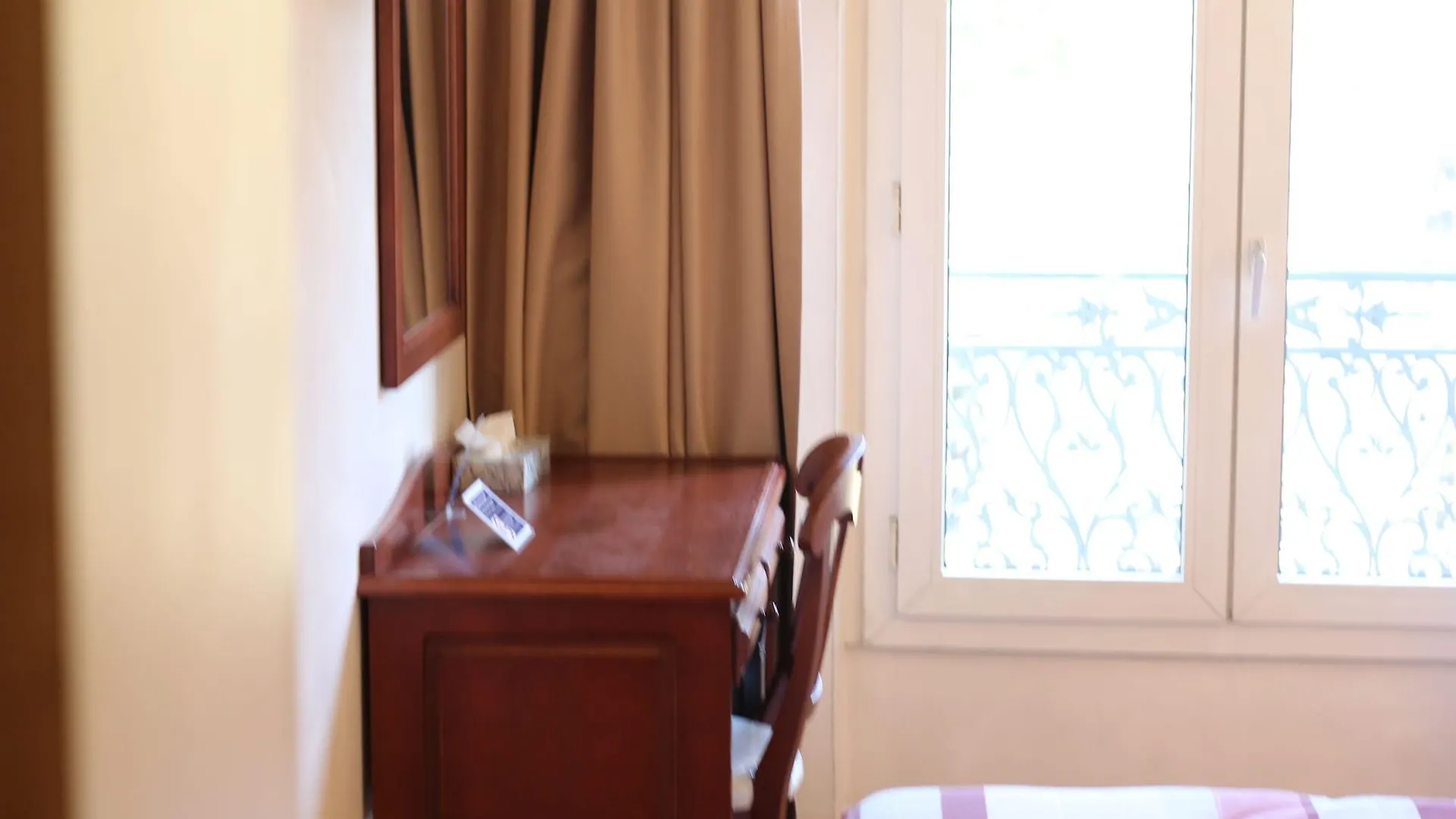 Hotel Cosmotel 3*