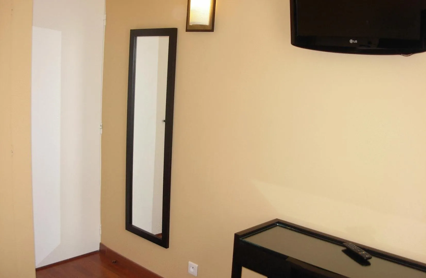 Hotel Cosmotel 3*