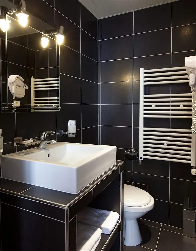 Cosmotel 3* Paris
