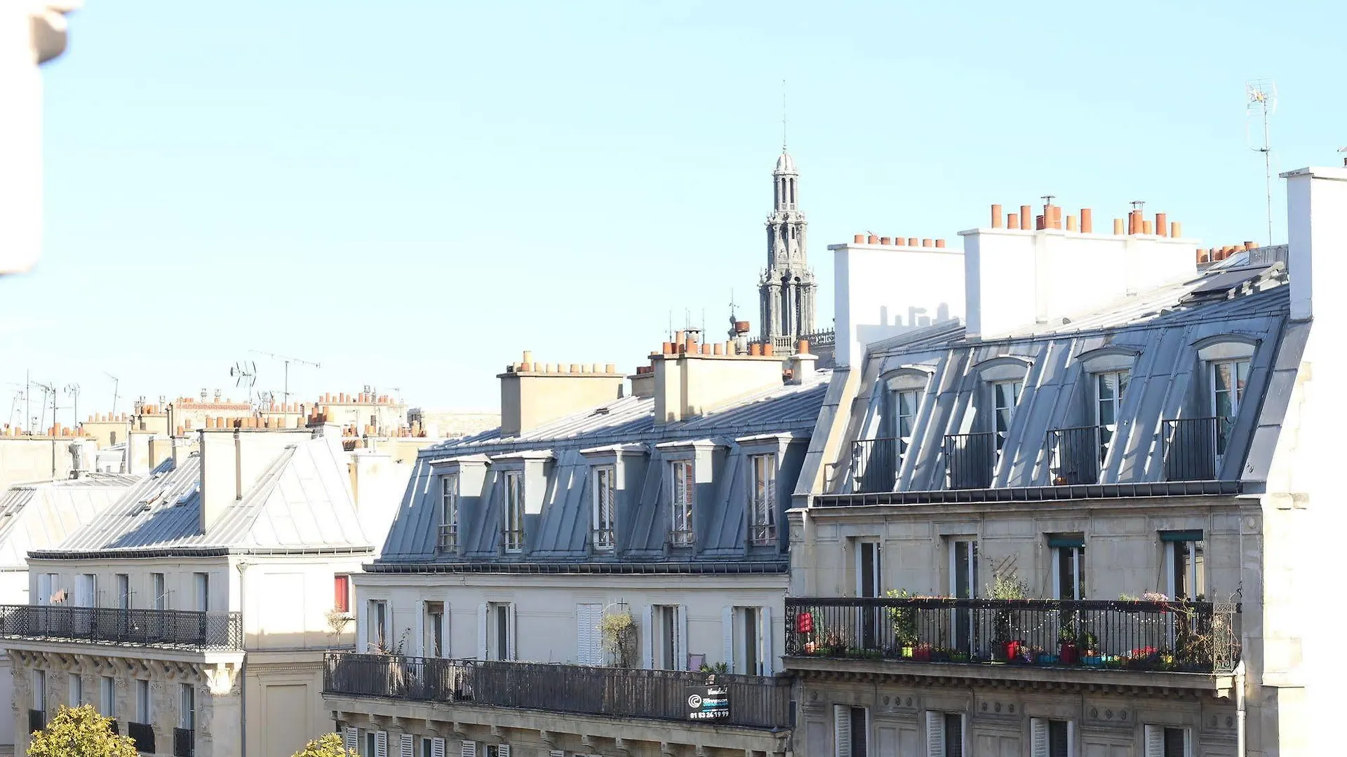 Hotel Cosmotel Paris